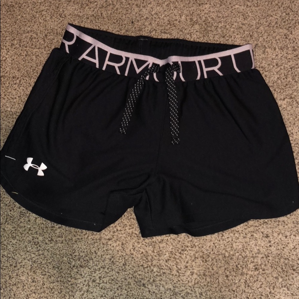 black under armour shorts